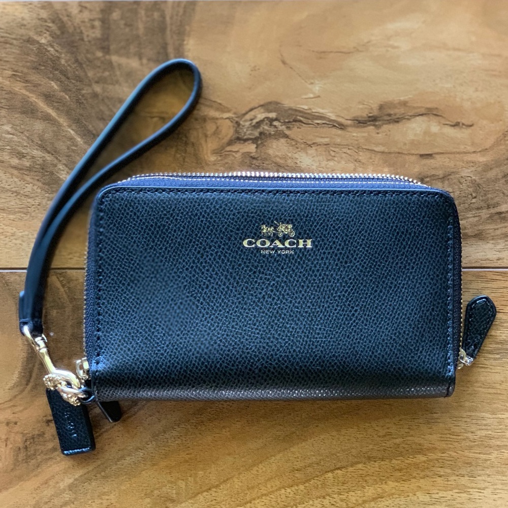 COACH Double zip around wallet/wristlet